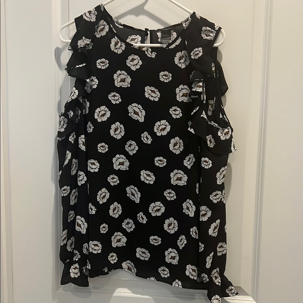 Floral Black and White Women's Top